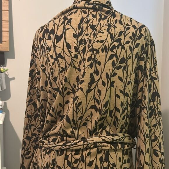 Lularoe 2Xl long button down cardigan  E - Picture 9 of 10